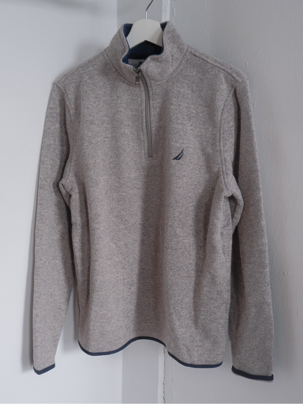 NWOT Nautica Men's Light Gray Half-Zip Sweater with Navy Trim